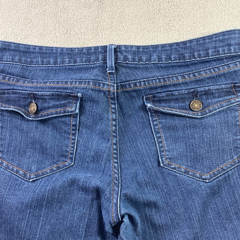 Old Navy Jeans Women Size 8R Denim Boot Cut Botton Back Pockets - Picture 5 of 10